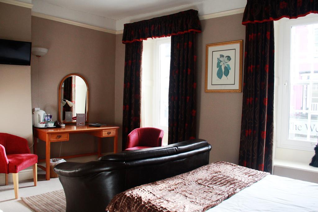 โรงแรมเดอะคิงส์เฮด Abergavenny ภายนอก รูปภาพ