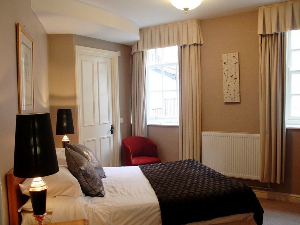 โรงแรมเดอะคิงส์เฮด Abergavenny ภายนอก รูปภาพ